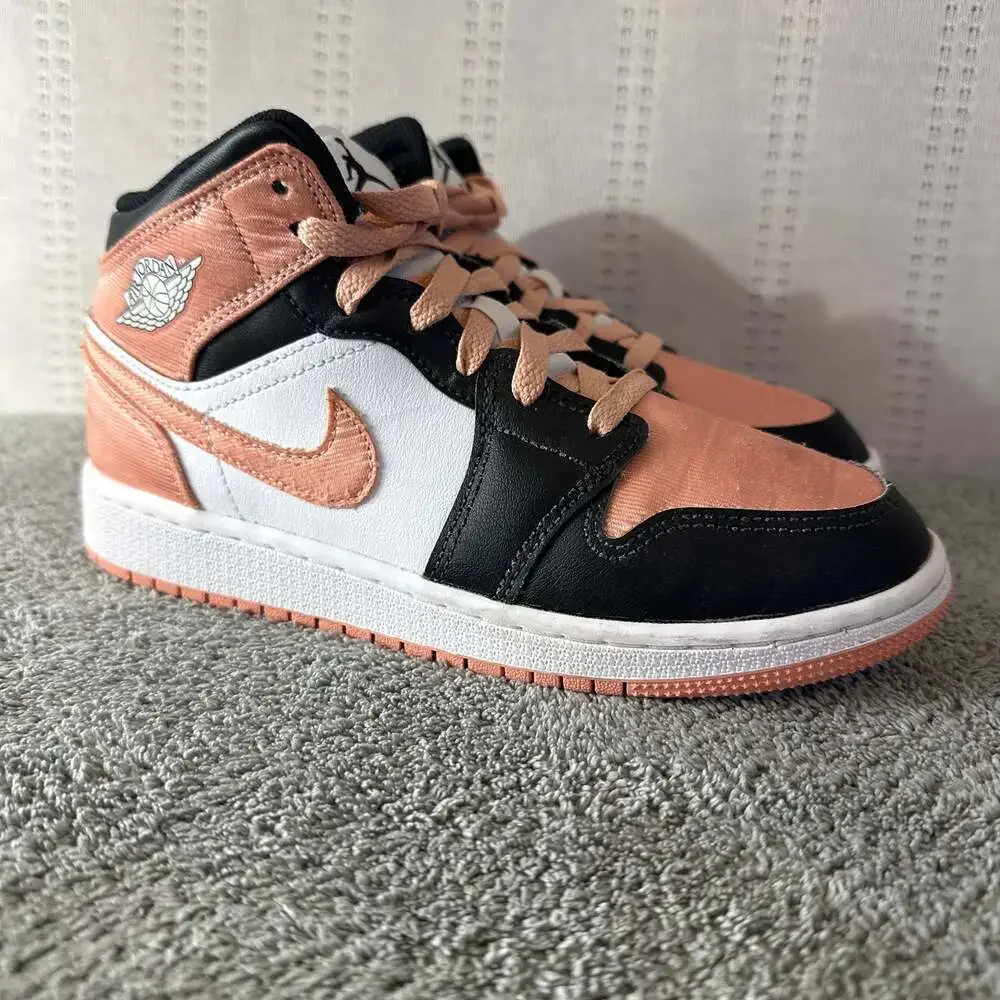 Nike Air Jordan 1 Mid Light Madder Root (GS)